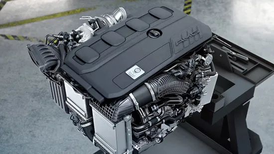 Motor de 4 cilindros Mercedes-AMG de 2,0 litros