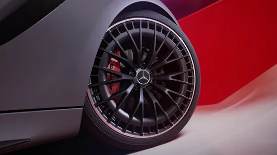 Llantas de aleación AMG de 20" con pinzas de freno rojas